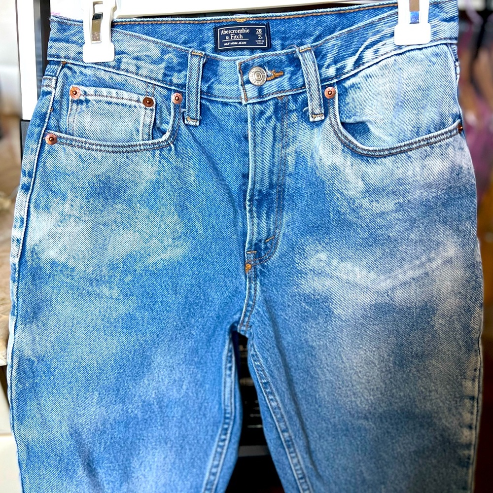 Super fashionable Abercrombie and Fitch jeans size 2.